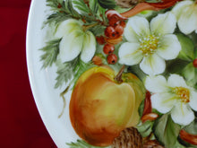 Piatto  da dolce in porcellana, Elleboro e mele