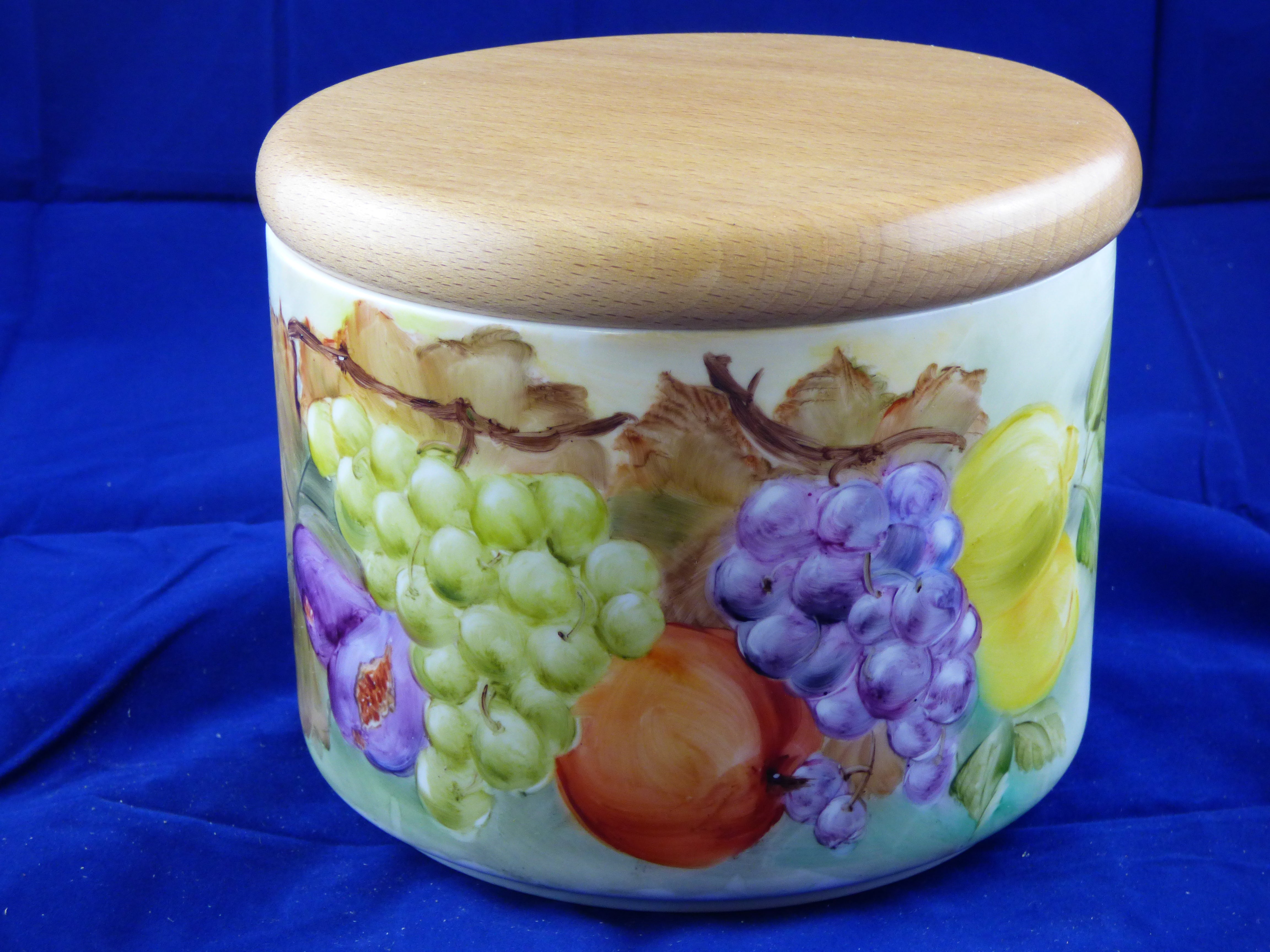 Biscottiera in porcellana ermetica in porcellana con frutta – Roberto  Minicuci